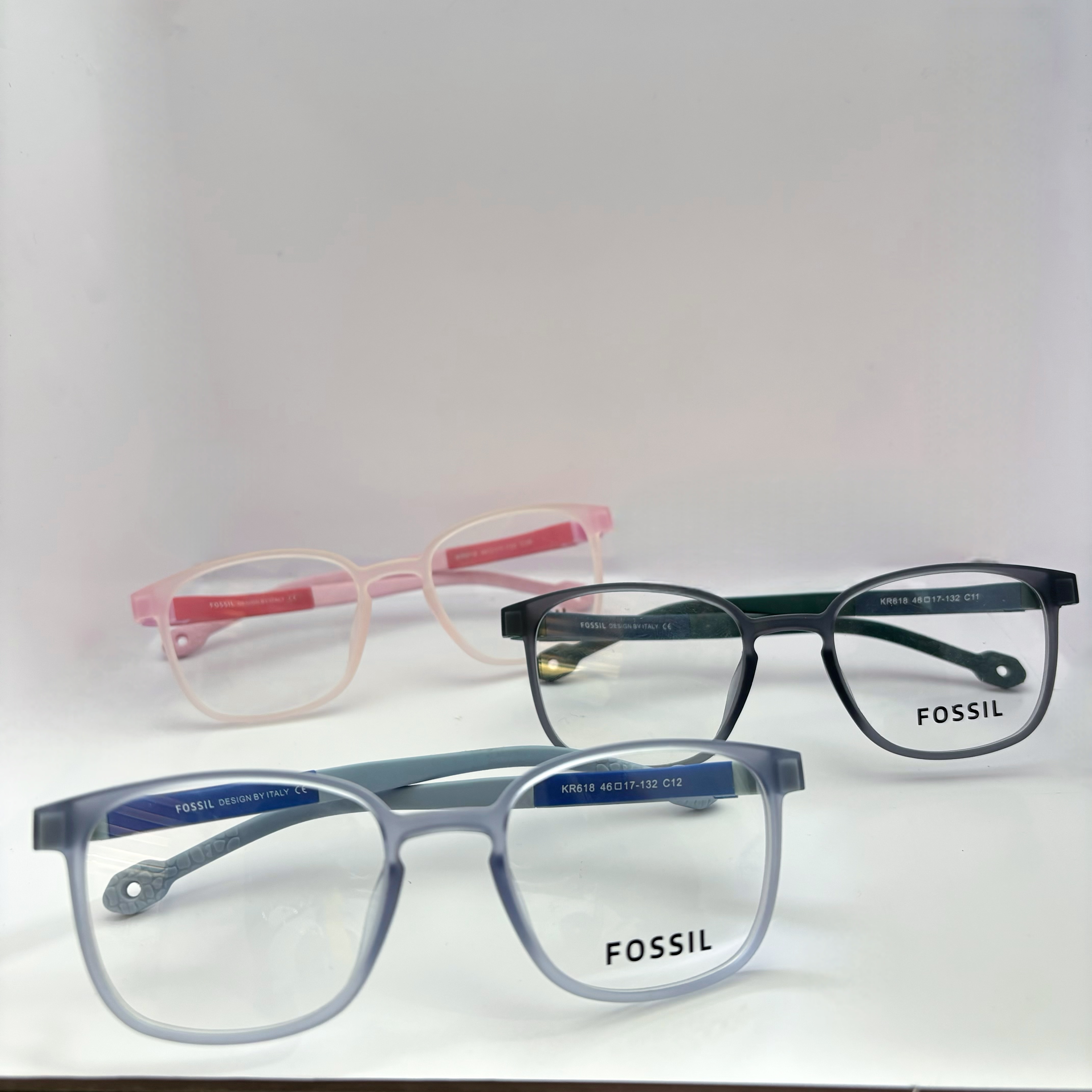 عینک طبی بچگانه برند فسیل fossil_KR618