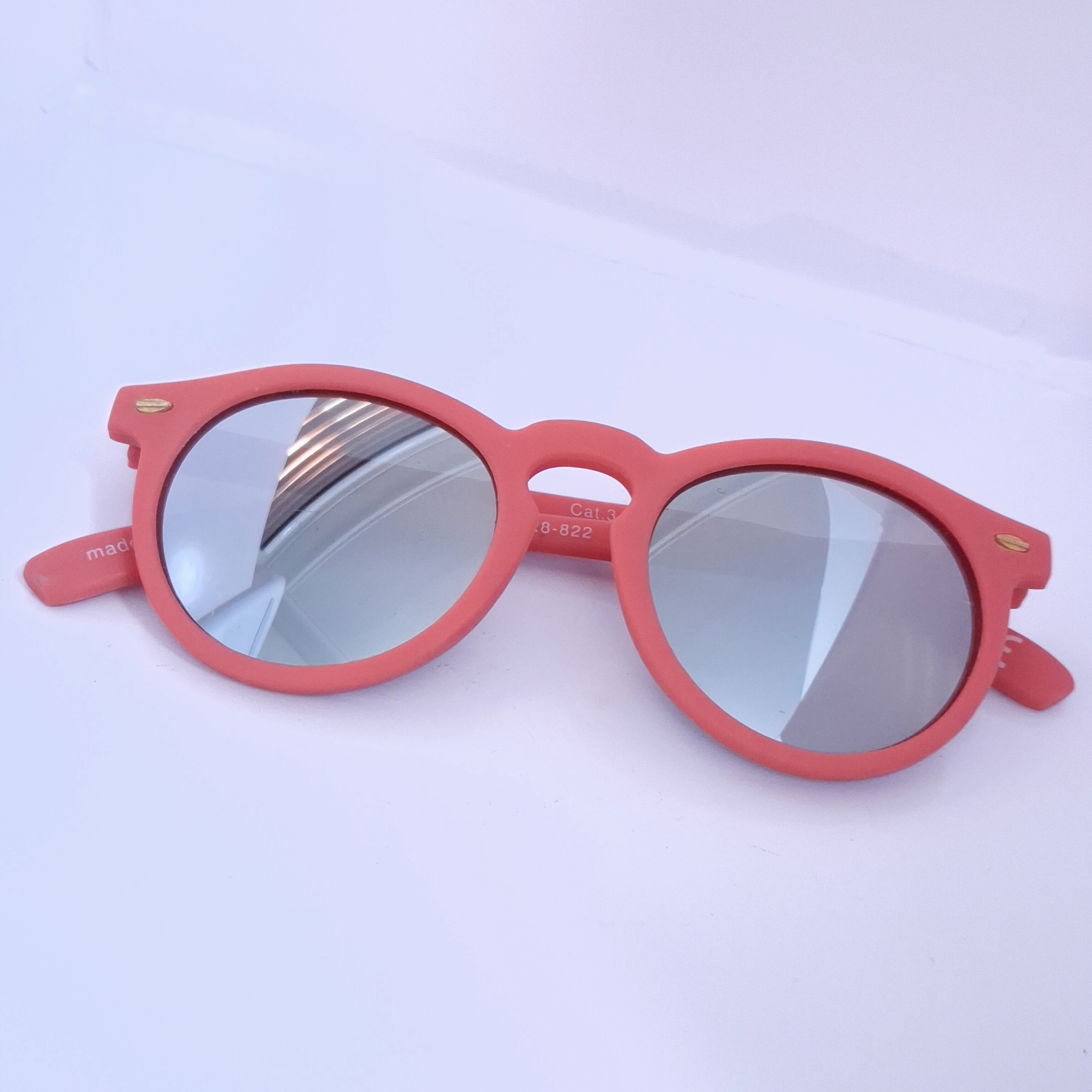 عینک آفتابی بچگانه sunny toys