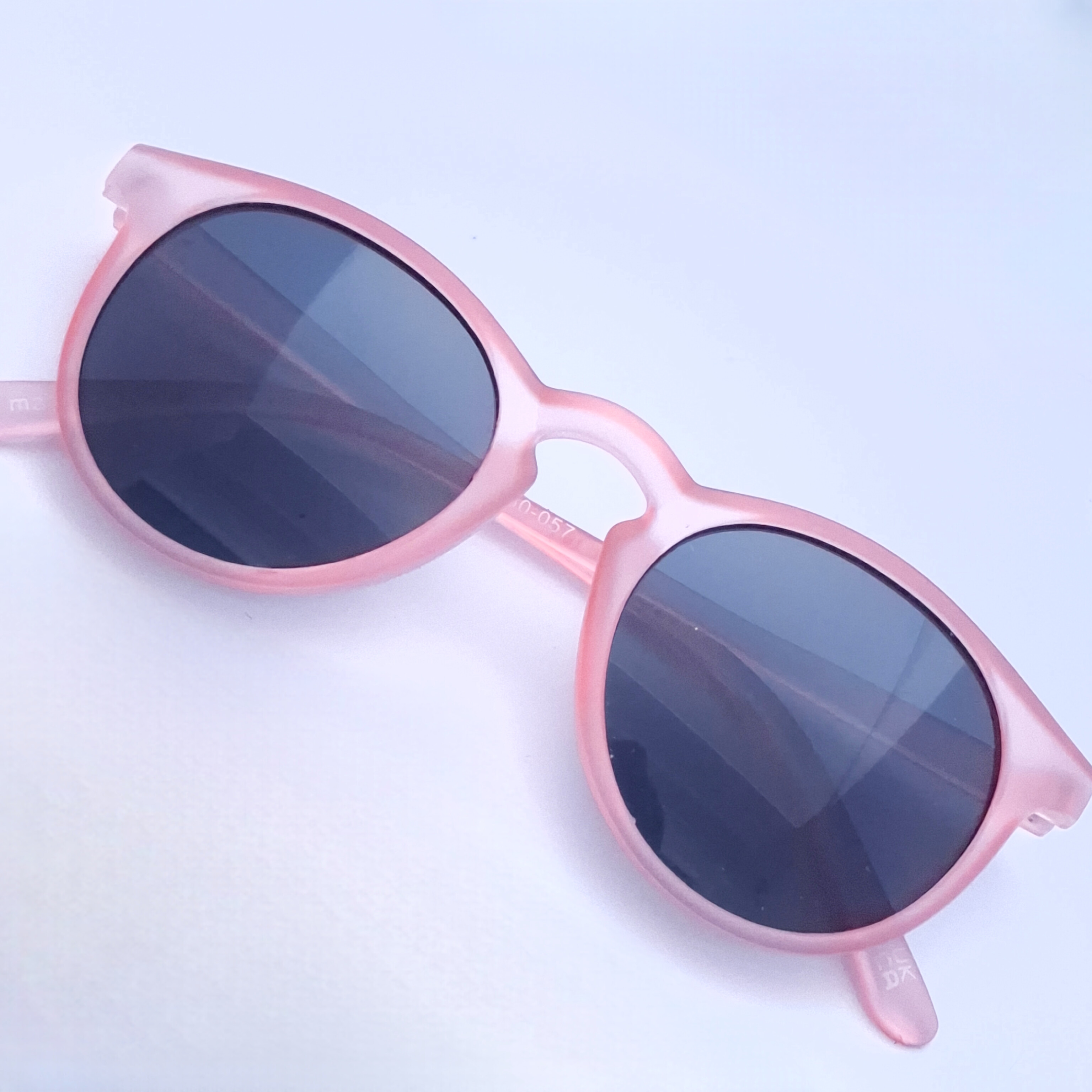 عینک آفتابی بچگانه sunny toys